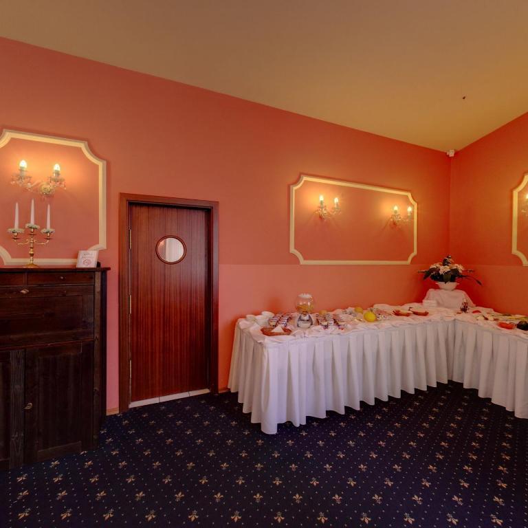 Hotel Twins II Варшава Екстер'єр фото