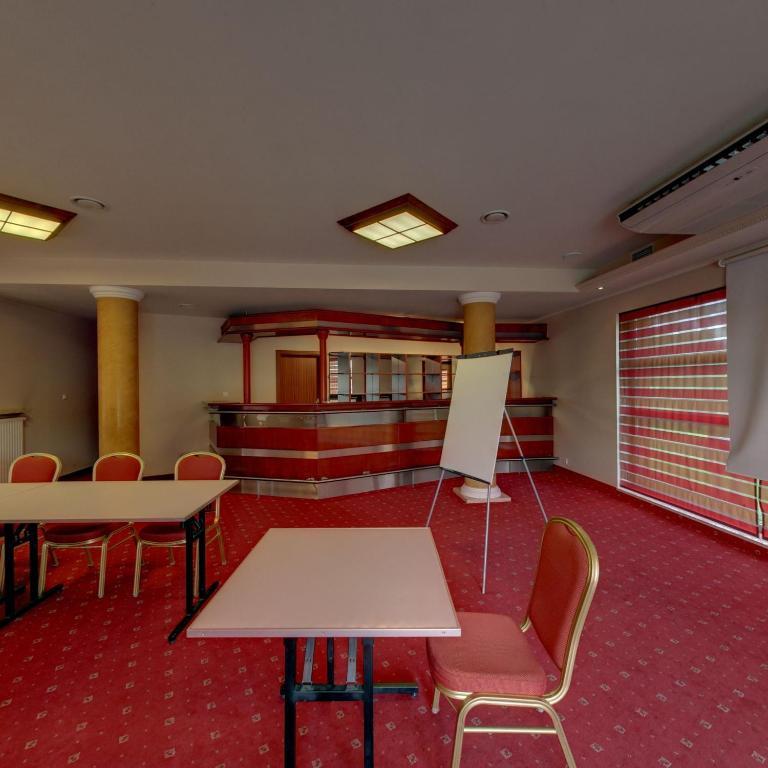 Hotel Twins II Варшава Екстер'єр фото