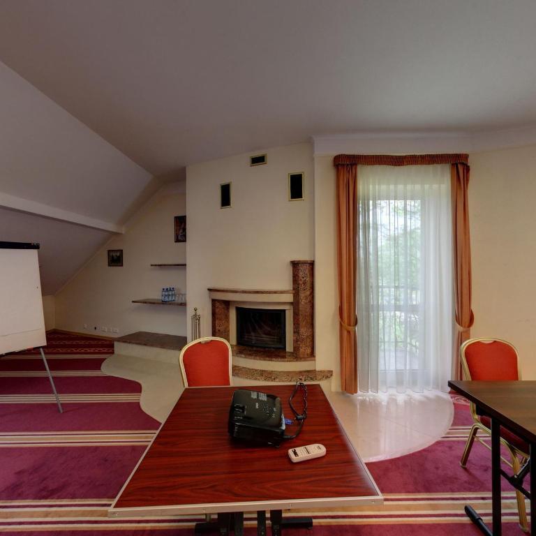Hotel Twins II Варшава Екстер'єр фото